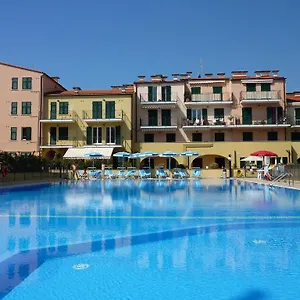 Apartment Vista Mare Con Piscina Cala Di Sole, Imperia